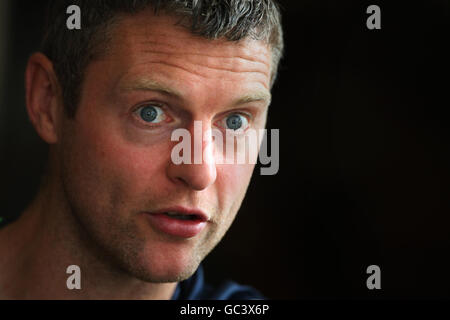 Der nordirische Stephen Craigan während einer Pressekonferenz im Corinthia Hotel, Prag. Stockfoto