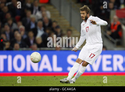 Fußball - FIFA Fußball-Weltmeisterschaft 2010 - Qualifikationsrunde - Gruppe sechs - England gegen Weißrussland - Wembley Stadium. Der englische David Beckham Stockfoto