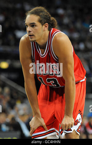 Basketball - NBA Europe - Chicago Bulls / Utah Jazz - O2 Arena. Joakim Noah, Chicago Bulls Stockfoto