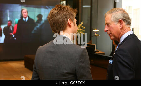 Der Prince Of Wales eröffnet neue Burberry HQ Stockfoto