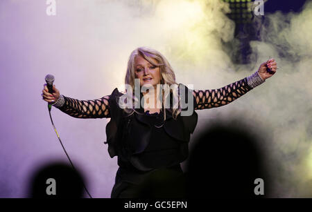 Hard Rock Pinktober Frauen im Rock-Konzert - London Stockfoto