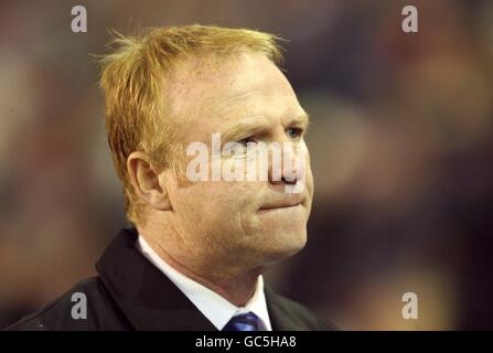 Fußball - Barclays Premier League - Liverpool - Birmingham City - Anfield. Alex McLeish, Birmingham City Manager Stockfoto