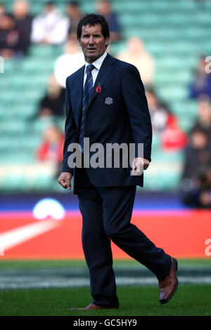 Rugby Union - Investec Challenge Series - England / Australien - Twickenham Stadium. Robbie Deans, Cheftrainer Australiens Stockfoto