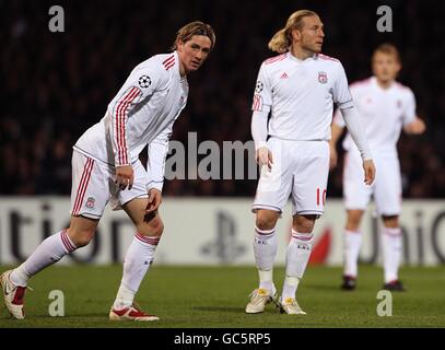 Liverpools Fernando Torres (links), Andriy Voronin (Mitte) und Dirk Kuyt (rechts). Stockfoto