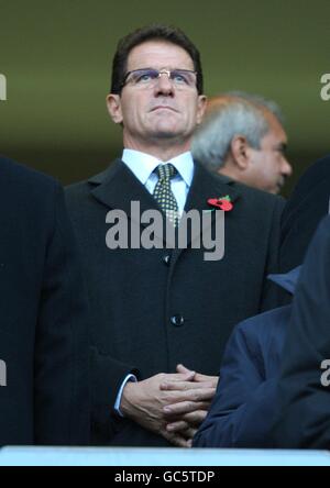 Fußball - Barclays Premier League - Chelsea / Manchester United - Stamford Bridge. Der englische Manager Fabio Capello auf der Tribüne Stockfoto