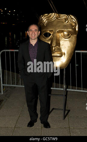 Armando Iannucci kommt bei den BAFTA Scotland Awards 2009 im Glasgow Science Center an. Stockfoto