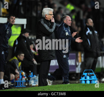 Notts County Manager Hans Backe während des Coca-Cola League Two Spiels in Meadow Lane, Nottingham. Stockfoto