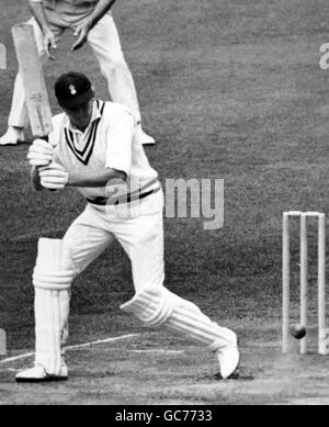 Cricket - County Championship 1969 - Middlesex V Hampshire - Dritter Tag - Lord's Cricket Ground. Hampshire Batsman Barry Richards in Aktion Stockfoto
