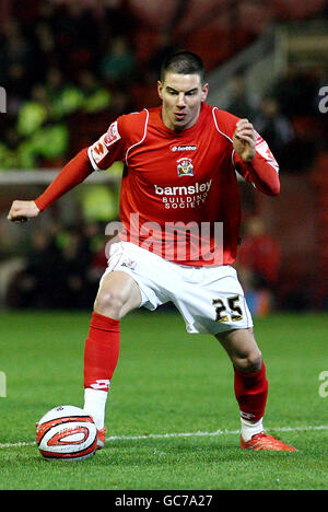 Fußball - Coca-Cola Championship - Barnsley gegen Sheffield United - Oakwell. Adam Hammill, Barnsley Stockfoto