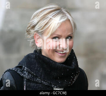 Women's Own Children of Courage Awards - London. Lisa Maxwell kommt für die Women's Own Children of Courage Awards in Westminster Abbey, London. Stockfoto