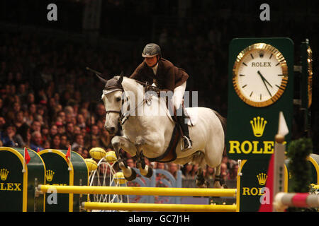 Pferdesport - London International Horse Show - Tag 6 - Olympia Exhibition Centre Stockfoto