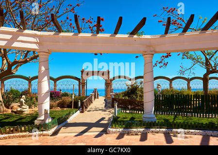 Malerische Marina d ' or Garden in Oropesa del Mar resort Stadt. Spanien Stockfoto