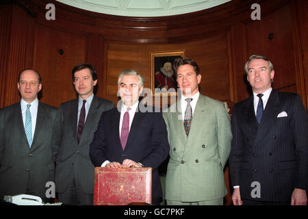 Politik - Treasury Team Pre-Budget Photocall - London Stockfoto