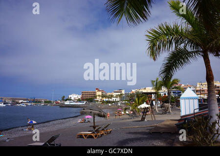 Ferienort Playa de San Juan, Hafen, Strand, Innenstadt, Teneriffa, Insel, Kanaren, Spanien Stockfoto