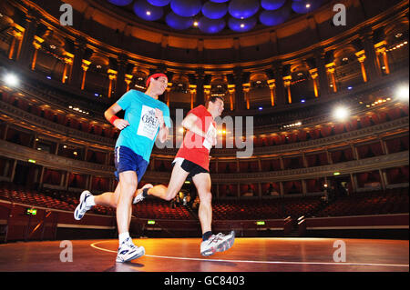 Jahrestag der ersten Indoor Marathonrennen Stockfoto