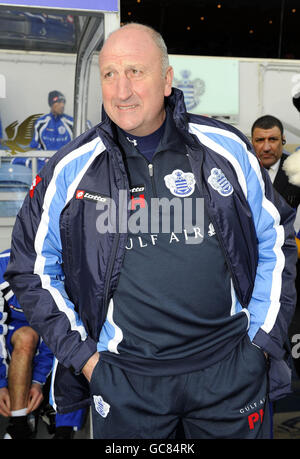 Fußball - Coca-Cola Championship - Queens Park Rangers gegen Sheffield United - Loftus Road. Paul Hart, der neue Manager der Queens Park Rangers, war zuvor beim Coca-Cola Championship-Spiel in der Loftus Road, London, dabei. Stockfoto
