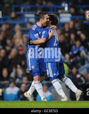 Fußball - Barclays Premier League - Chelsea / Birmingham City - Stamford Bridge. Chelseas Frank Lampard (links) feiert das zweite Tor seiner Seiten Stockfoto