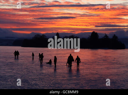 Wetter - Winter-Szene - See von Menteith - Schottland Stockfoto