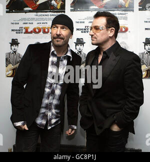 The Edge (links) und Bono bei der IFI in Dublin für die irische Charity-Premiere von „IT Might Get Loud“-Gitarrendokumentarfilm in Aid of Our Lady's Children Hospital, Crumlin. Der Film wird am Freitag, den 8. Januar exklusiv im IFI eröffnet. Stockfoto