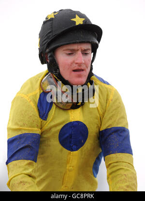 Pferderennen - Southwell Racecourse. Liam Keniry, Jockey Stockfoto