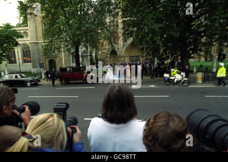 Royalty - Viscount Linley und Hon. Serena Stanhope-Hochzeit - London Stockfoto