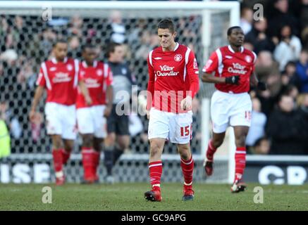 Fußball - Coca-Cola Football League Championship - Derby County / Nottingham Forest - Pride Park Stadium. Chris Cohen von Nottingham Forest (Mitte) und seine Teamkollegen, nachdem Derby County das Eröffnungstreffer des Spiels erzielt hat Stockfoto