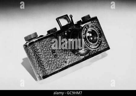 LEICA 'O' [NULL] SERIE, KEINE 112 KAMERA, BAUJAHR 1923-4 - SCHÄTZWERT 100,000, DAS STAR-LOS DER CHRISTIE'S LEICA KAMERAAUKTION. Stockfoto