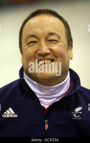 Tom Killin vom ParalympicsGB Curling-Team auf der Murrayfield Ice Rink Edinburgh. Stockfoto