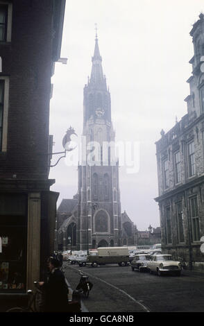 Geographie / Reisen, Holland / Niederlande, Delft, Kirchen, Nieuwe Kerk am Großen Markt, Außenansicht, um 1960, zusätzliche-Rechte-Clearences-not available Stockfoto