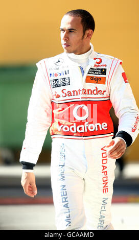 Auto - 2010 Formel-1-Wintertests - Tag zwei - Circuit de la Comunitat Valenciana Ricardo Tormo. McLaren Lewis Hamilton während der Formel-1-Testreihe auf dem Circuit de la Comunitat Valenciana Ricardo Tormo, Valencia, Spanien. Stockfoto