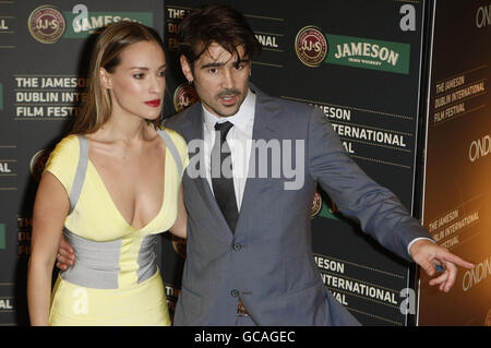 Colin Farrell und Alicja Bachleda besuchen die Europa-Premiere von Neil Jordans neuem Film Ondine im Savoy Cinema in Dublin - anlässlich der Eröffnung des Jameson Dublin International Film Festival. Stockfoto