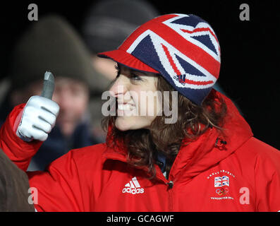 Die britische Amy Williams nach dem Women's Skeleton Run 2 im Whistler Sliding Center, Whistler, Kanada. Stockfoto