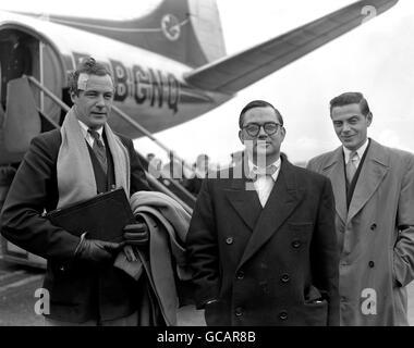 Medien - BBC Fernseh-Team - Flughafen Heathrow, London Stockfoto