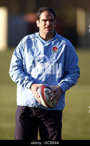 Rugby Union - England Training Session - Wellington College. England-Coach Martin Johnson während einer Trainingseinheit am Wellington College, Surrey. Stockfoto