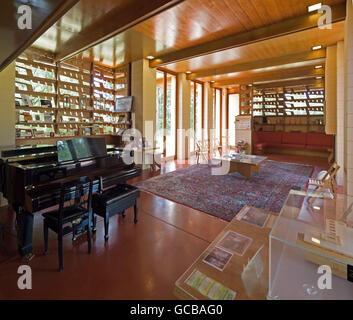 Der große Saal bei Frank Lloyd Wright entworfen Gordon House in Silverton, OR. Stockfoto