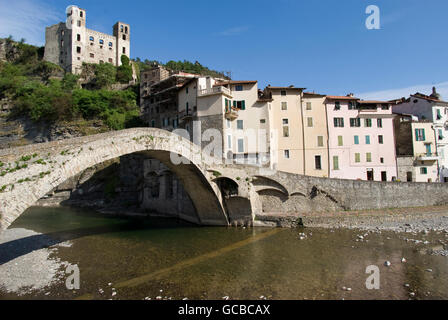 Dolceacqua. Altes Dorf in Ligurien Italien Stockfoto