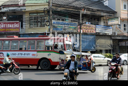 Eine Strassenszene Im Stadtteil Banglamphu in der Hauptstadt Bangkok von Thailand in Suedostasien. Stockfoto