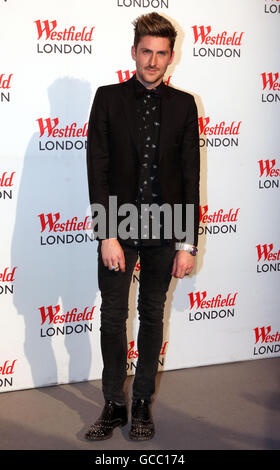 Greatest Fashion Show on Earth VIP Opening - London. Henry Holland kommt zur „The Greatest Fashion Show on Earth“, die im Westfield Einkaufszentrum in London stattfindet. Stockfoto