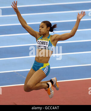 Leichtathletik - Aviva International - National Indoor Arena. Portugals Naide Gomes beim Weitsprung der Frauen Stockfoto