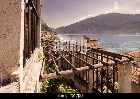 Alten Limonaia in Limone Sul Garda, Gardasee, Italien. Stockfoto