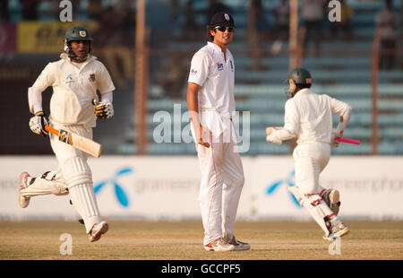 Fussball - erste Test - Tag vier - Bangladesh V England - Jahur Ahmed Chowdhury Stadium Stockfoto