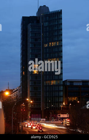 Bisher unveröffentlichtes Foto vom 15/03/10 des Elysian Tower in Cork City, wo nur eine Handvoll der 214 Luxus-Apartments im 150 Millionen Euro Block bewohnt wurden. Stockfoto