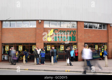 Fußball - Coca-Cola Football League One - Norwich City gegen Leeds United – Carrow Road Stockfoto