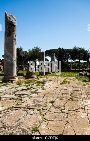 Die Ruinen der antiken römischen Stadt Ostia Antica in Italien Stockfoto