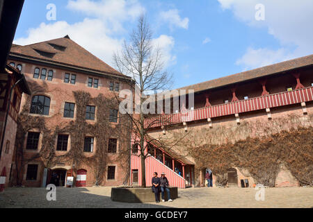 Innenhof der Burg Kaiserburg in Nürnberg Stockfoto
