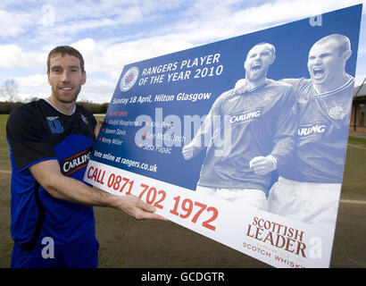 Kirk Broadfoot der Rangers fördert den Spieler des Jahres der Rangers im Murray Park, Glasgow. Bilddatum: Freitag, 12. März 2010. Bildnachweis sollte lauten: Aileen Wilson/Rangers FC/PA. FÜR WEITERE RANGERS BILDER ODER LIZENZIERUNG DIESER BILDER FÜR ANDERE ZWECKE - BITTE KONTAKTIEREN SIE EMPICS - 0115 844 7447 ODER INFO@EMPICS.COM Stockfoto