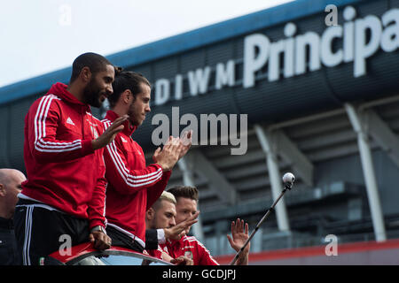 Cardiff, Wales, UK. 8. Juli 2016. Wales-Fußball ...