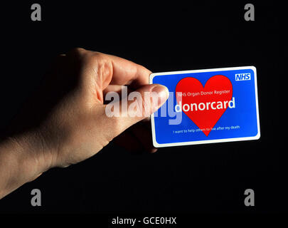 Eine allgemeine Ansicht einer NHS-Donorcard. Rund 800,000 Menschen haben ihre Wünsche über den Gebrauch ihrer Organe fälschlicherweise aufgezeichnet. Stockfoto