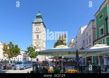 Enns Hauptplatz (Hauptplatz), Stadtturm (Glockenturm) Österreich Oberösterreich, Oberösterreich Stockfoto