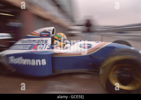 Ayrton Senna, Williams Renault fährt aus der Garage Stockfoto